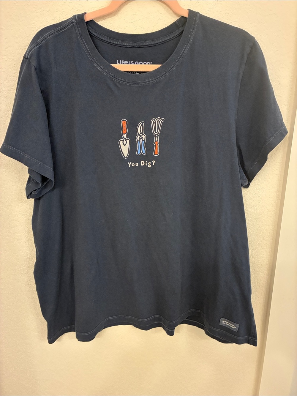 Life Is Good “You Dig?” Tee — Size XXL — Navy Blue — EUC